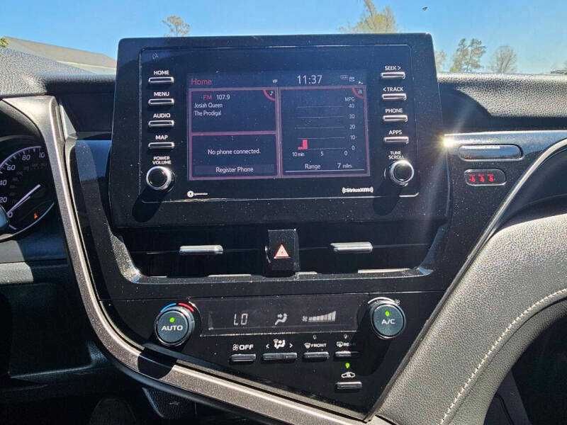 2021 Toyota Camry SE