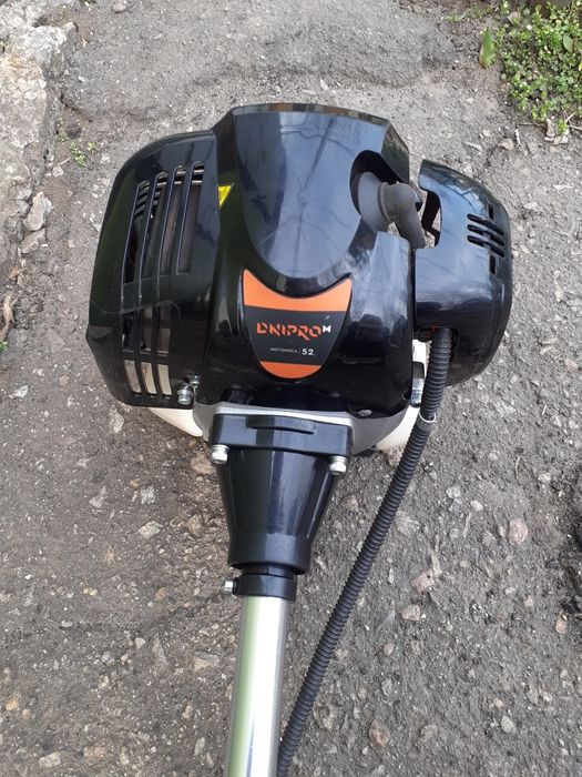 Бензокоса dnipro-m 52