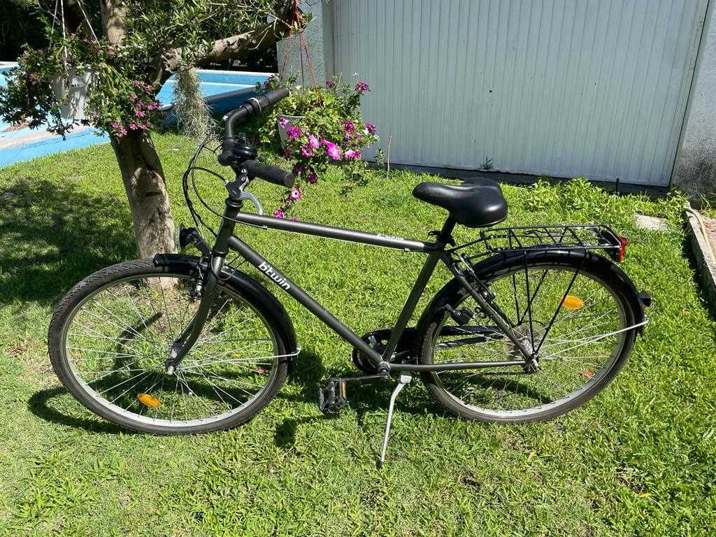 Vendo bicicleta modelo retro seminovas em perfeito