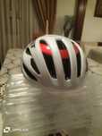 Capacete ciclismo MET Novo