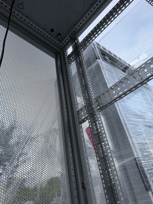 Szafa rack, krosownicza, sieciowa, pod magazyn energii