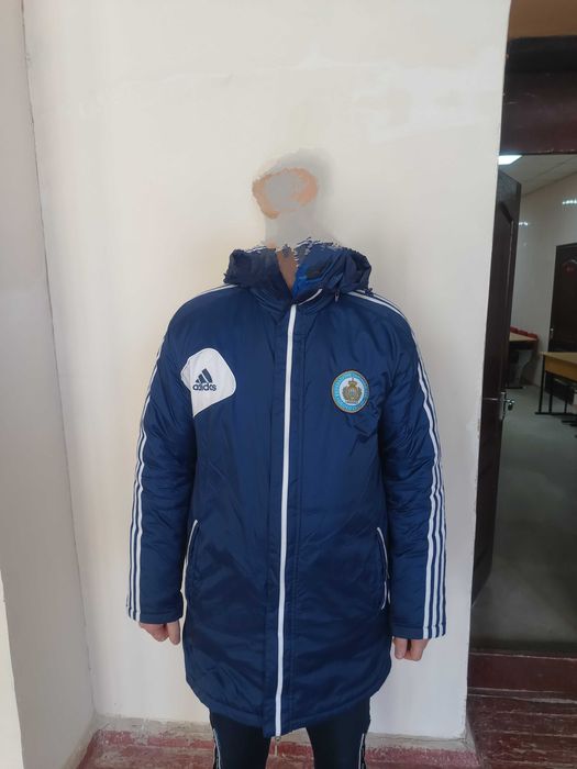 Все сезонна куртка Адідас