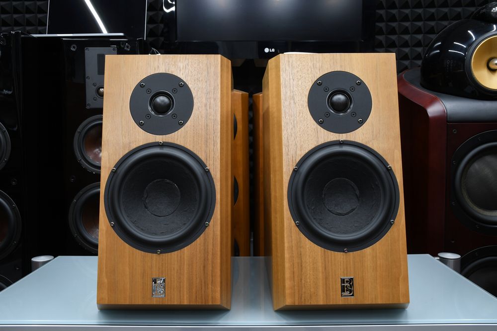 kolumny podstawkowe głośniki Monitory stereo RLS Nereida II idealne!