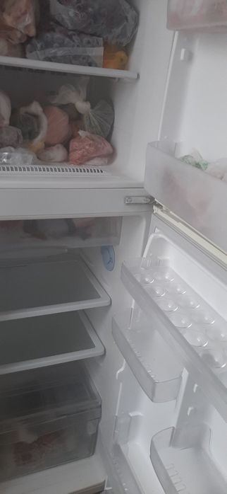 Продам холодильник б/у Samsung