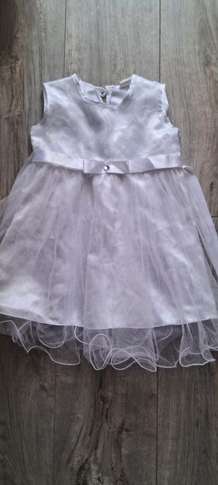 Нарядное платье ,сарафан на 2-3 года . Большой выбор