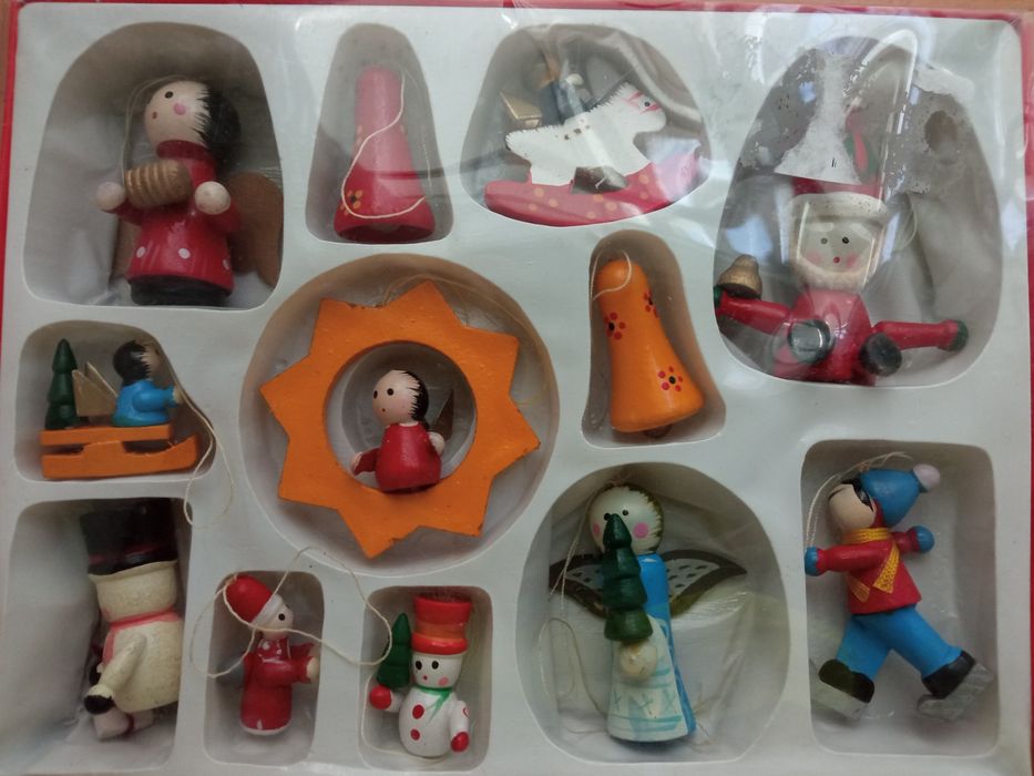 Enfeites de natal de madeira