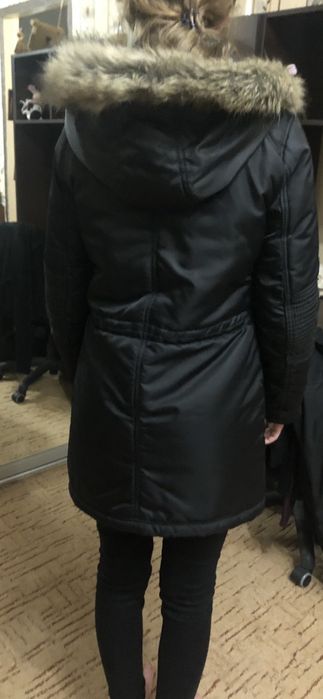 Продам куртку парку женскую