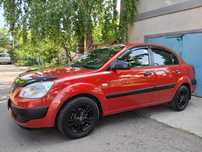 Продам Kia Rio автомат