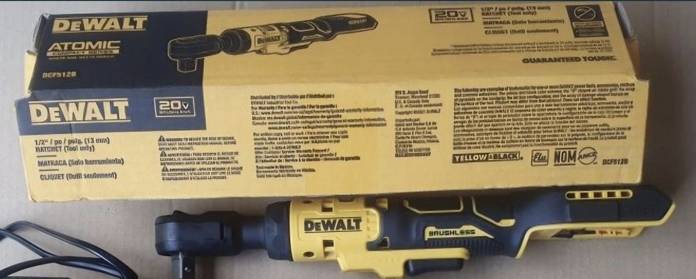 Трищітка,гайклверт Dewalt DCF512B, 1/2 20V оригінал,гайковерт