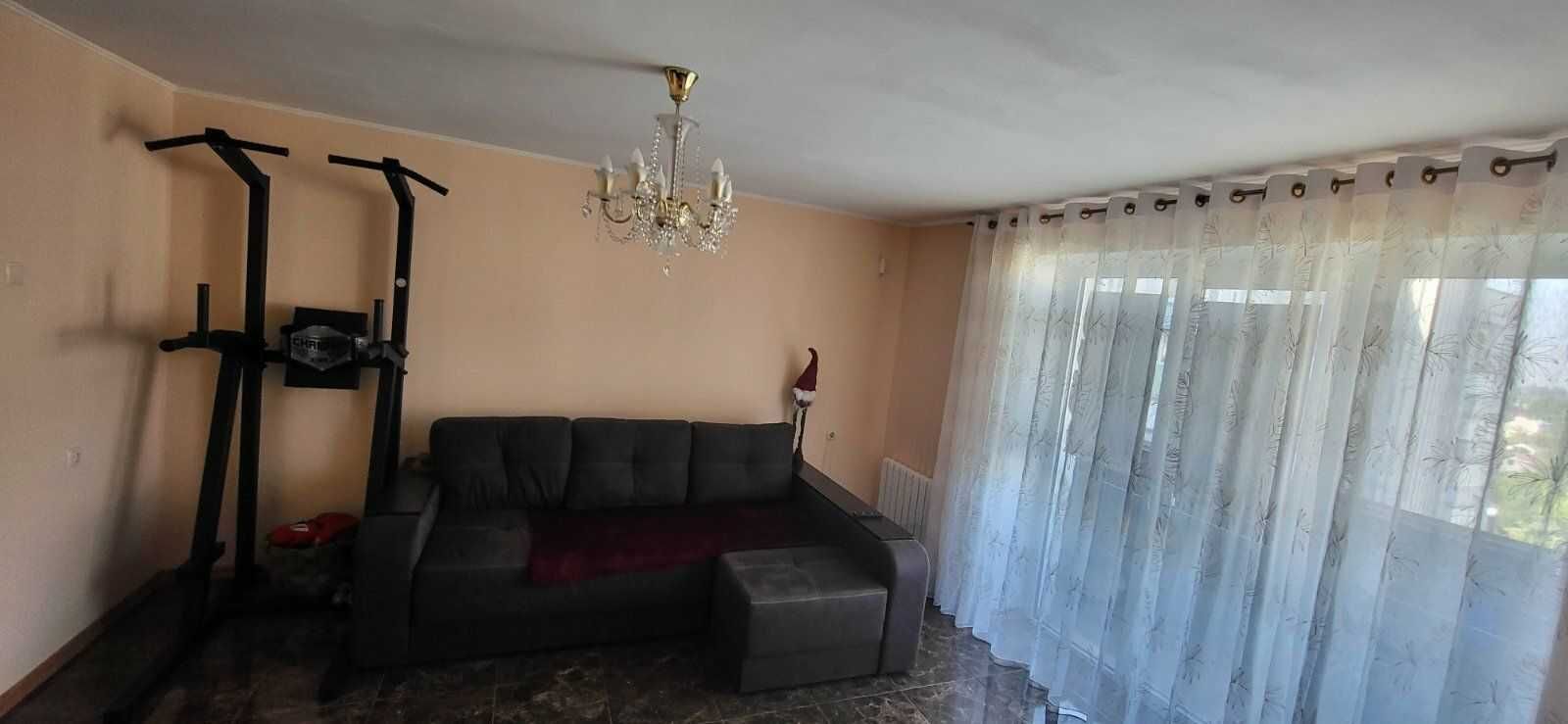 Продам 3-кім вартиру в  р-ні Градец   вул Івана Богуна  8/9 дома