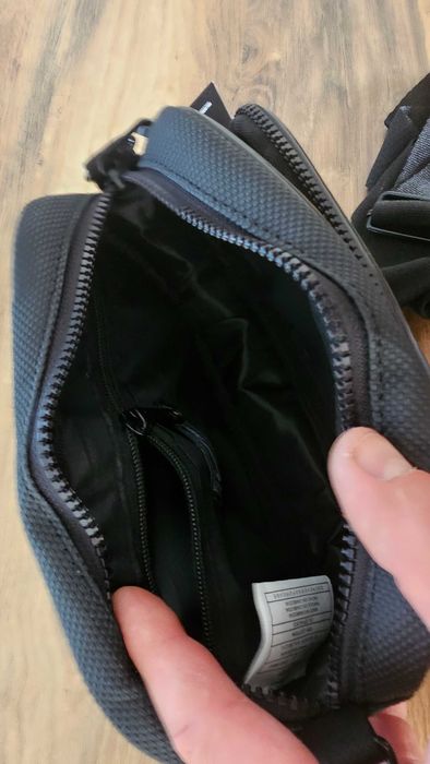 NIKE oryginalna nerka, listonoszka, saszetka. Dowód zakupu. NOWA.