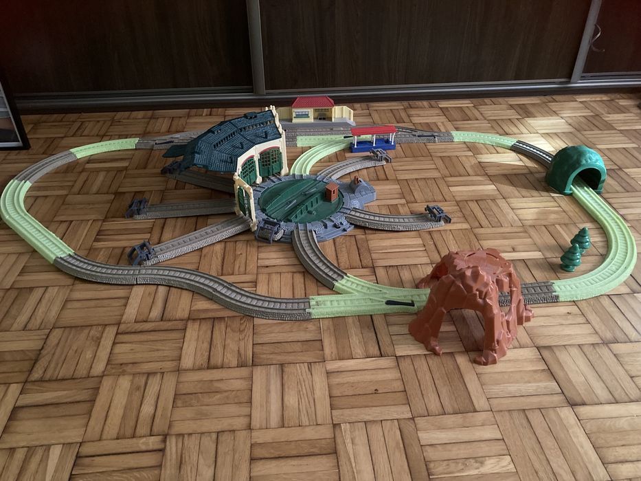 Sprzedam tor kolejowy dla chlopca