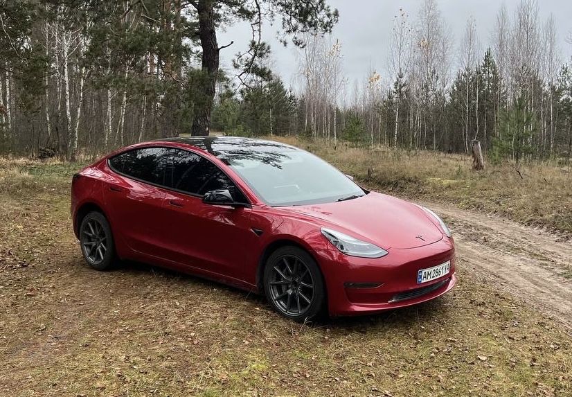 Tesla Model 3 2023