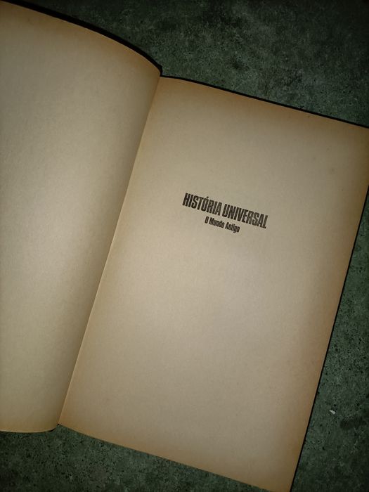 Livro História Universal