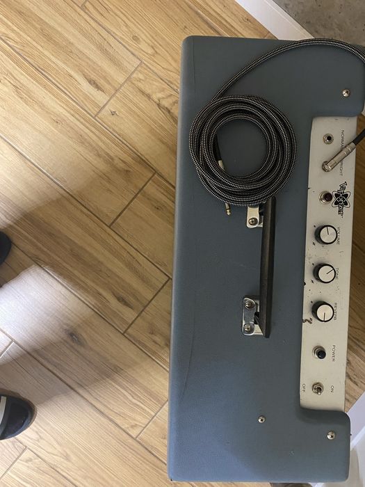 Комбоусилителт Fender Vaporizer