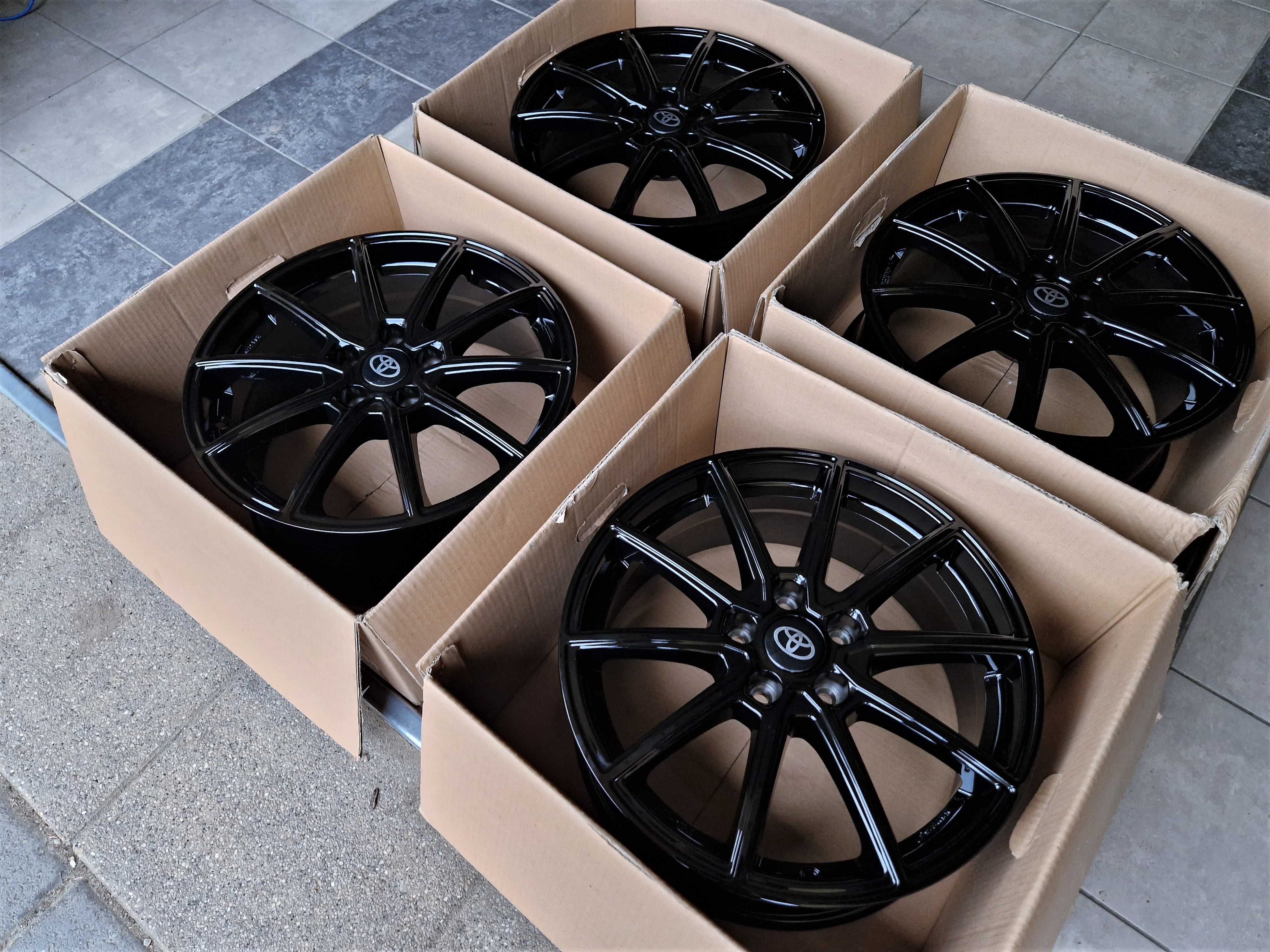 Alufelgi 17 5x114,3 Toyota Auris Corolla Avensis RAV Verso Yaris Cross