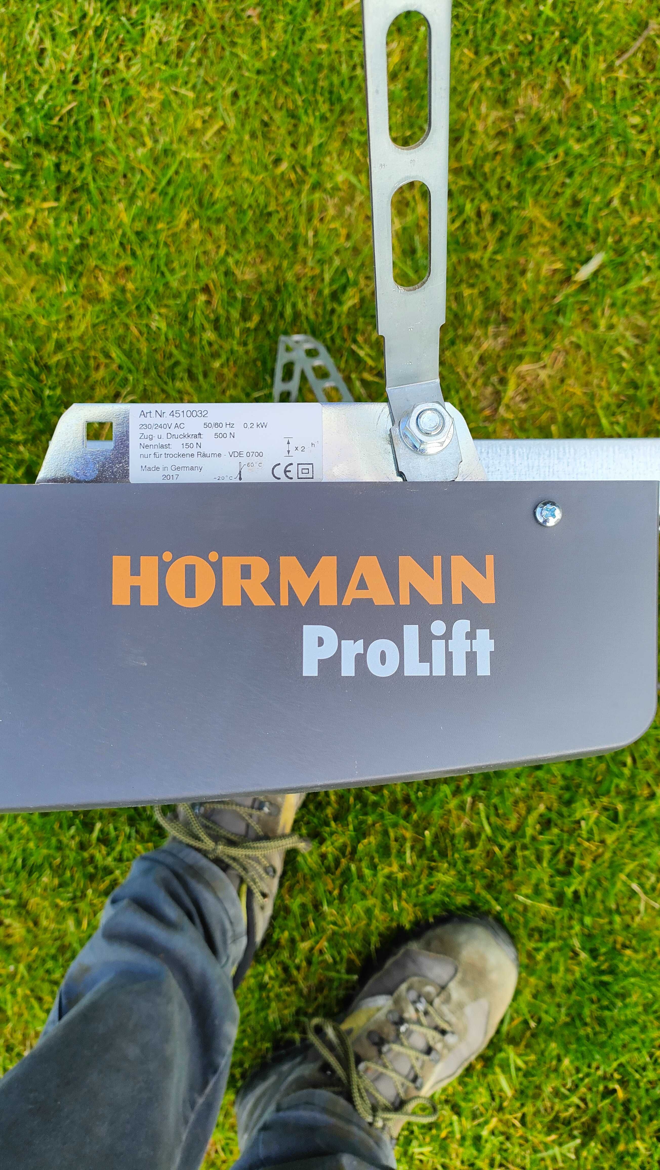 Brama Segmentowa  Hormann LPU 42 2500/1900 z napędem