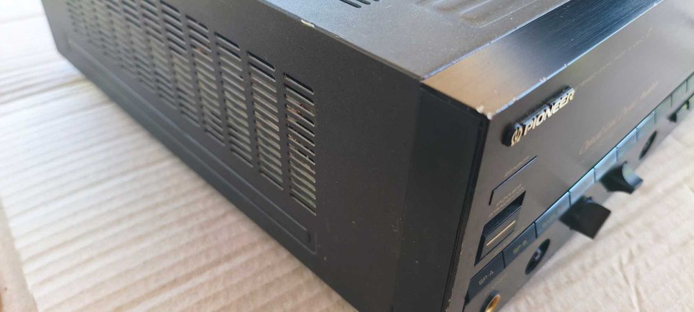 Стереопідсилювач PIONEER A-X550