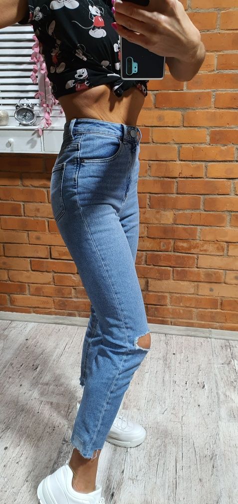 Asos spodnie jeansy wysoki stan strzępione nogawki przetarcia XS S