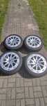 Oryginalne felgi Mercedes 8Jx17H2 ET30 Opony całoroczne 225/45/17