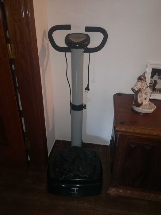 Plataforma vibratória nova