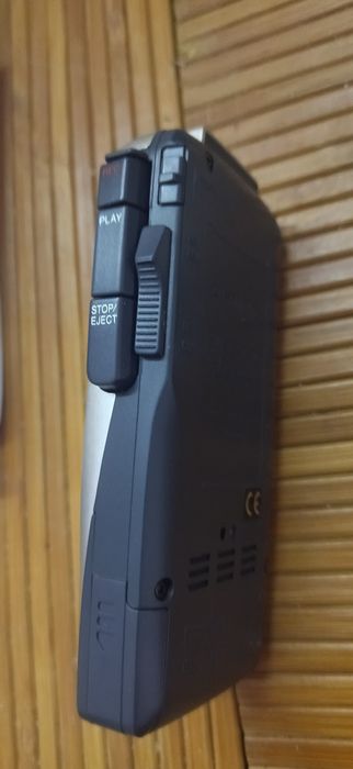 Диктофон Olympus J300