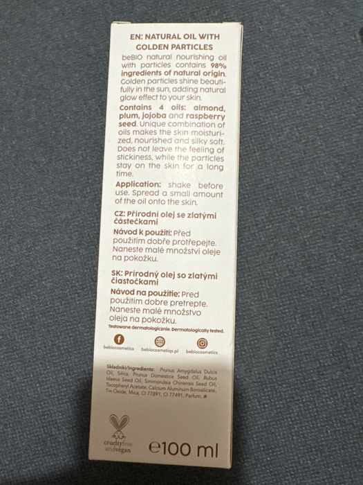 BeBio olejek z drobinkami zlotymi
