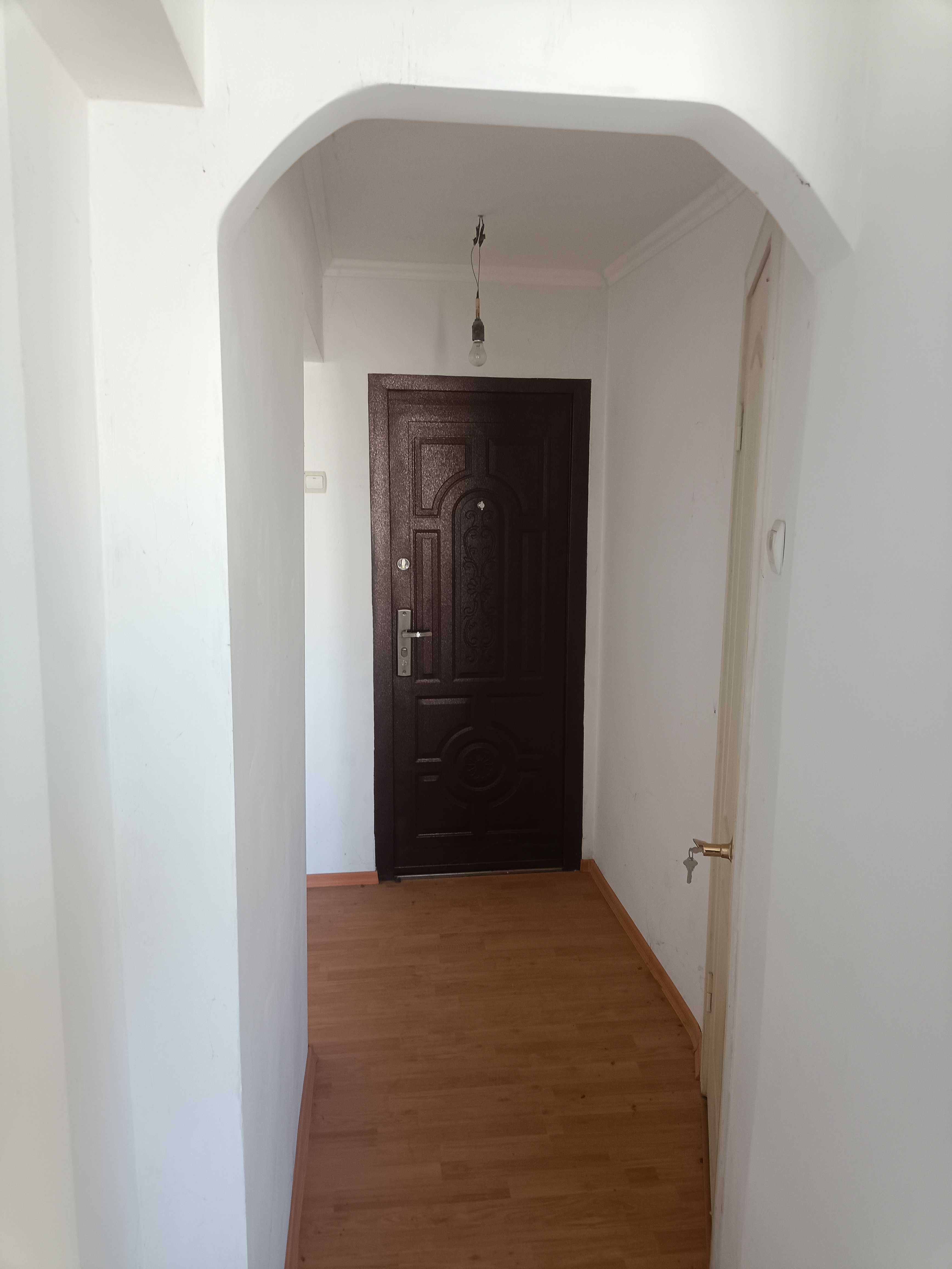 ПРОДАЖ 2-х кімнатної КВАРТИРИ ПІСЛЯ КАПРЕМОНТУ (недалеко від АТБ)!