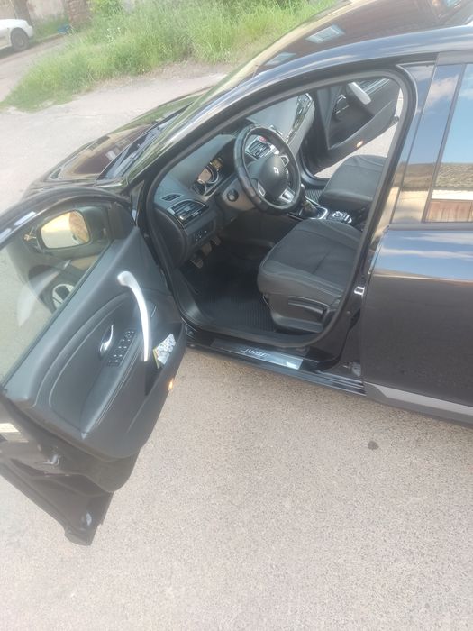 Рено Меган 3 хетчбек