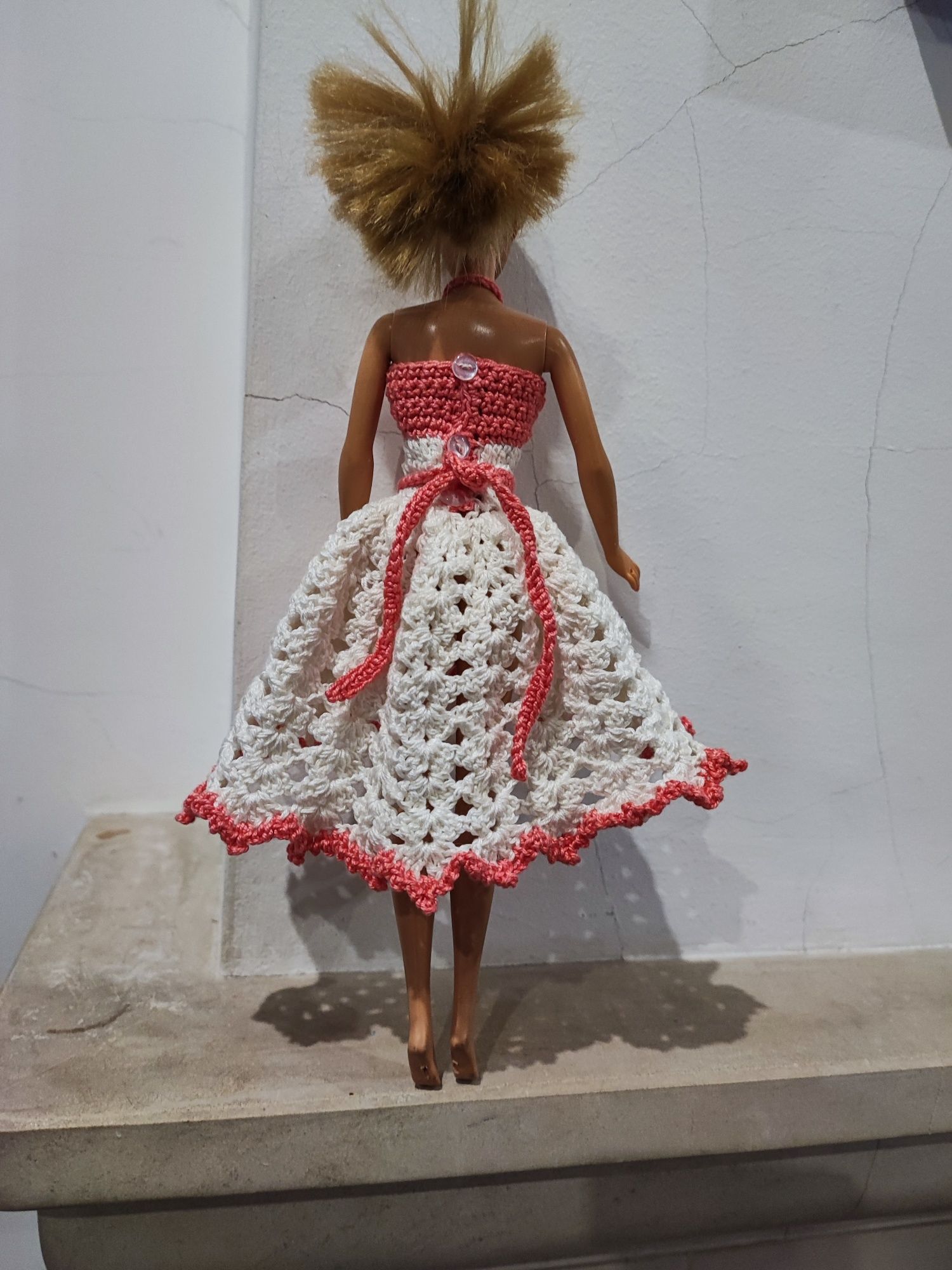 Vestidos em crochê para Barbie