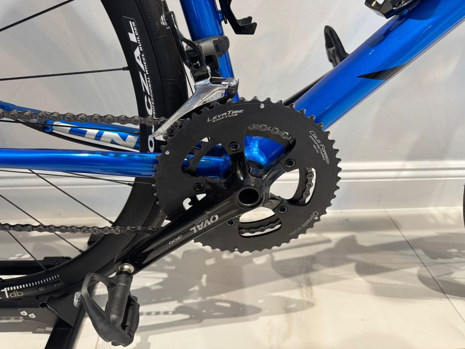 Fuji ROUBAIX 1.3 Disc Shimano 105 2x11