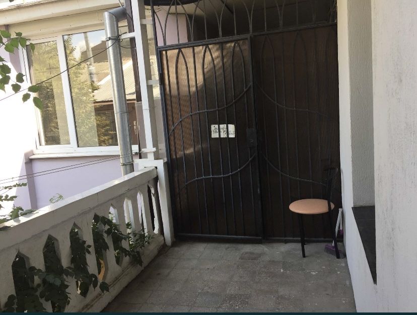 Сдам от хозяина 1 комнатную студию Центр города, р-н ТЦ Афины