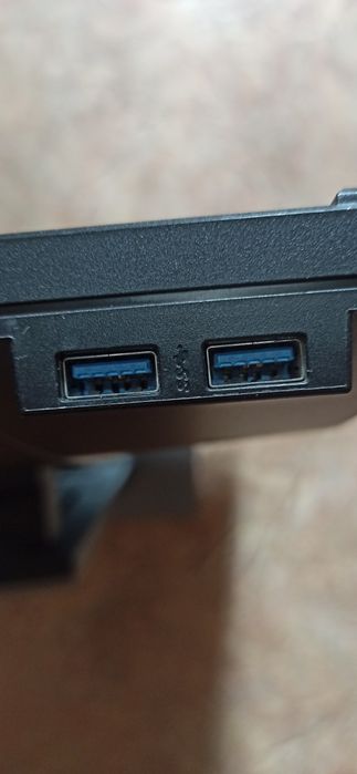 Монітор 23.8" (60 см) Dell P2417H (210-AJEX) з дефектом