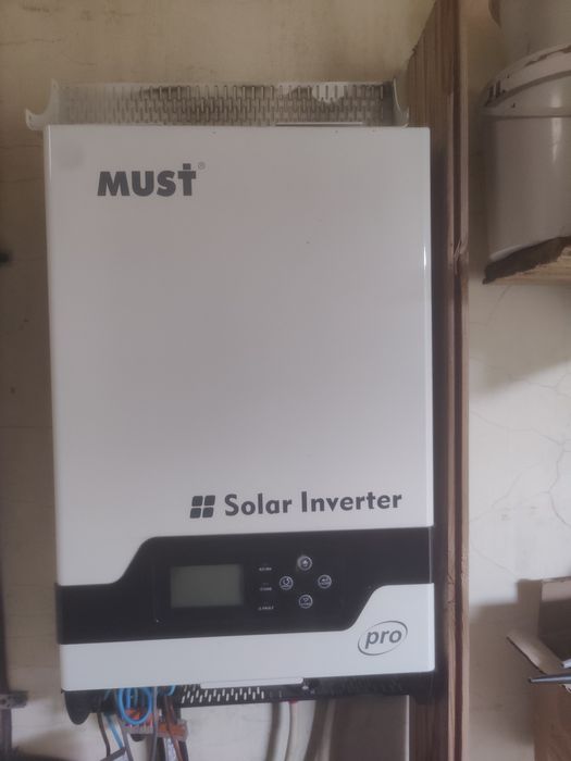 Інвертор 5,2 кВт гібридний