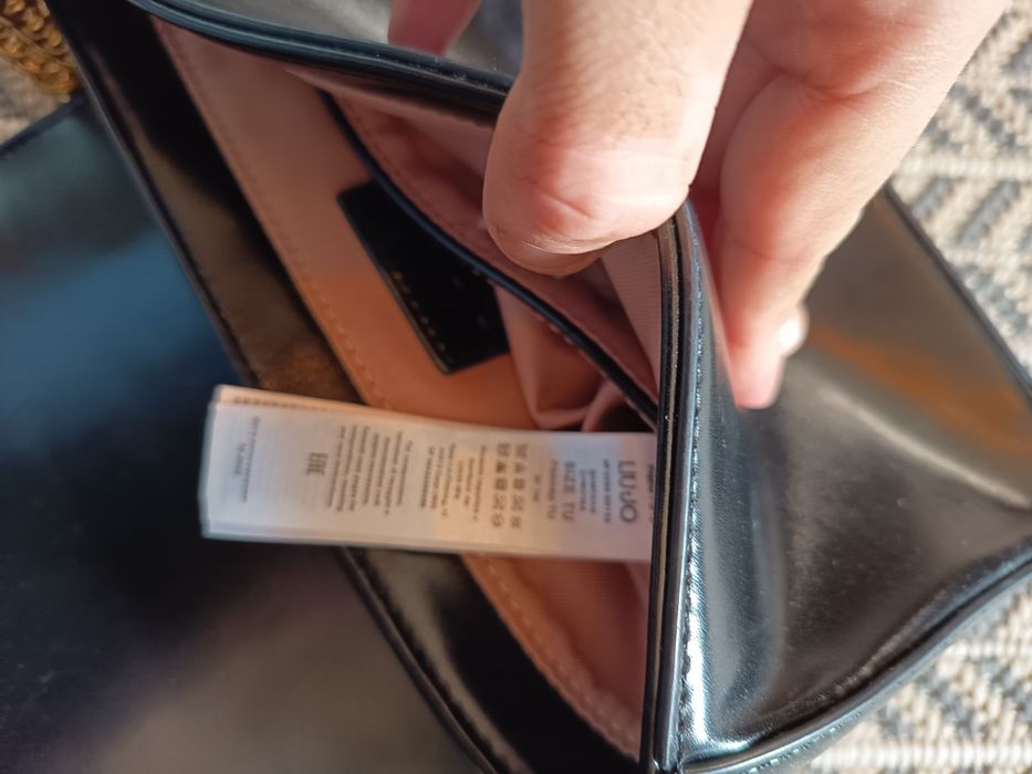 Mala a tiracolo preta marca Liu Jo