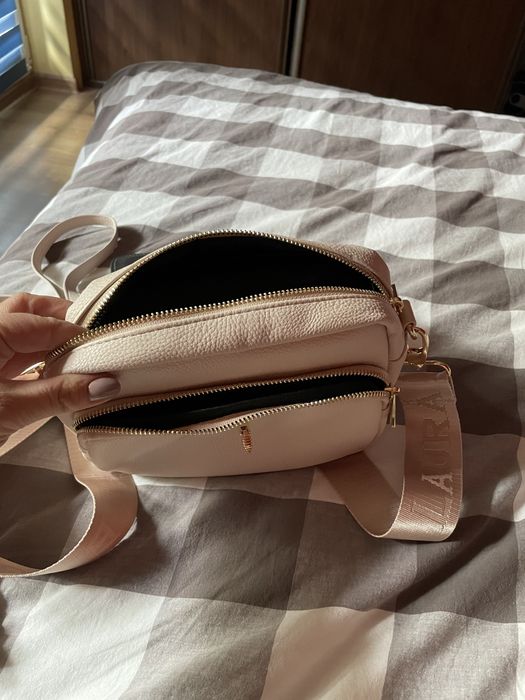 Nowa torebka Laura Biaggi bezowa! Polecam.