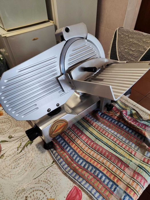 Fiambreira profissional