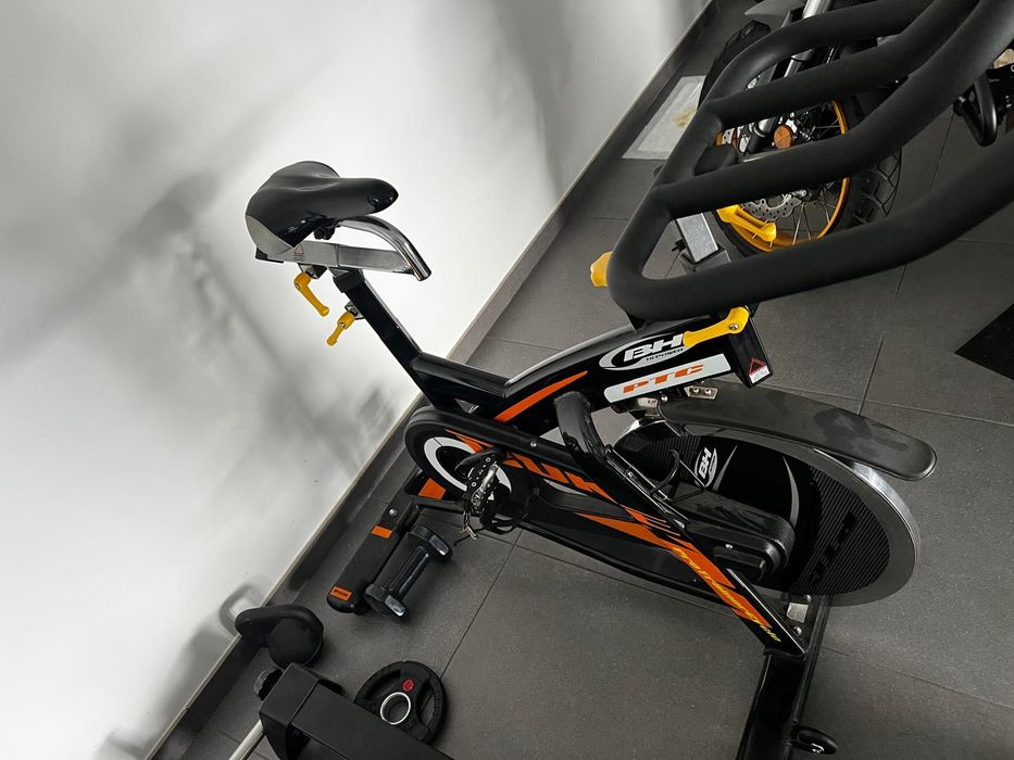 bicicleta estática BH Duke