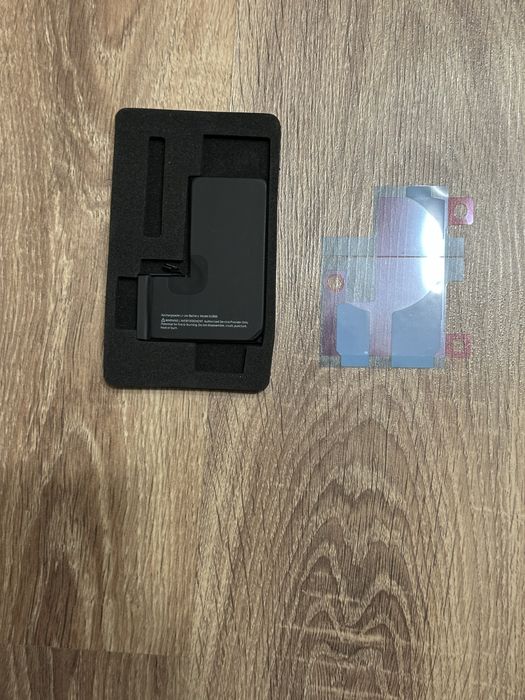 Акумулятор iPhone 14 Pro