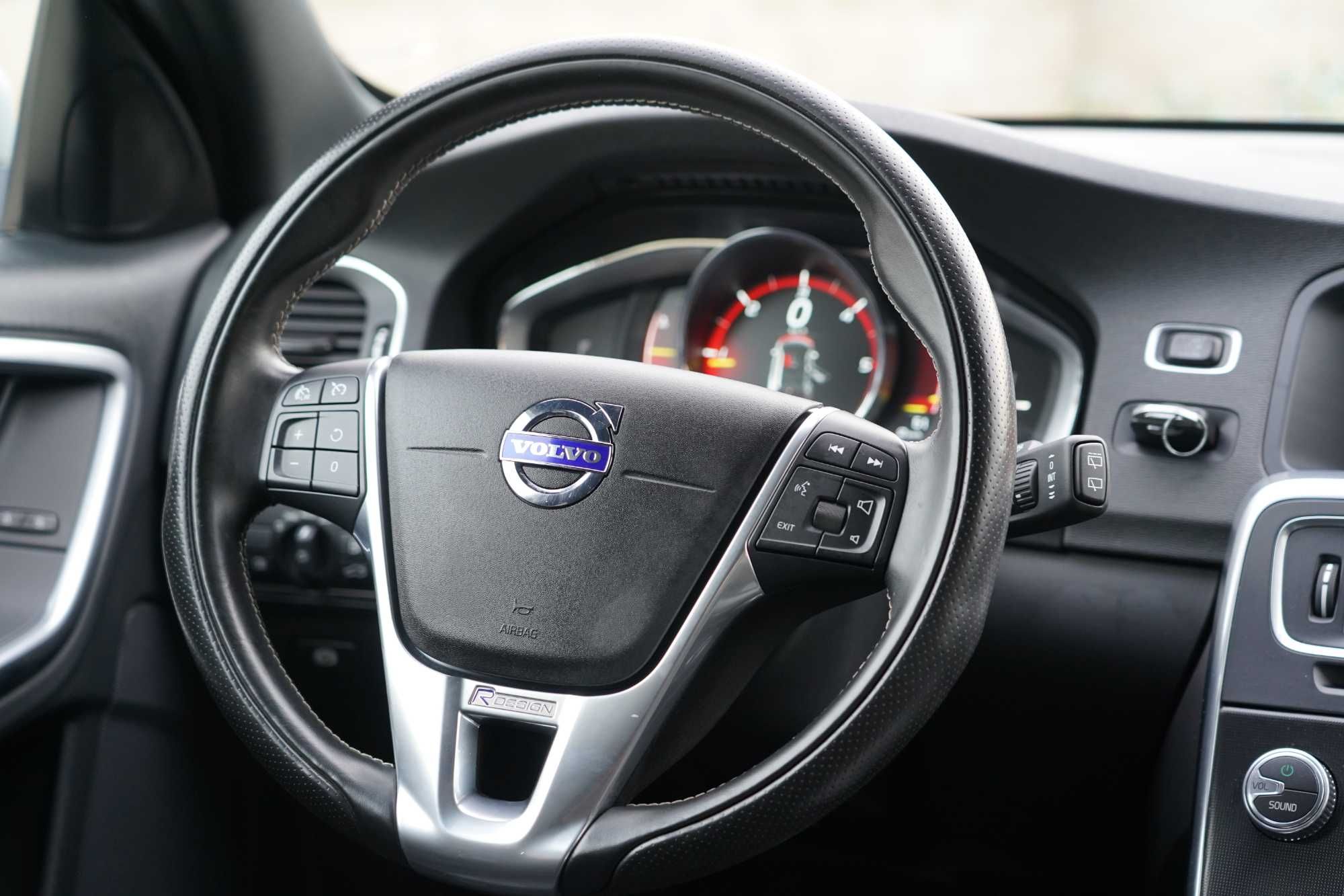 VOLVO V60 D2 R-DESIGN  2.0 120CV