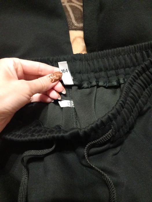 Спортивний костюм модний