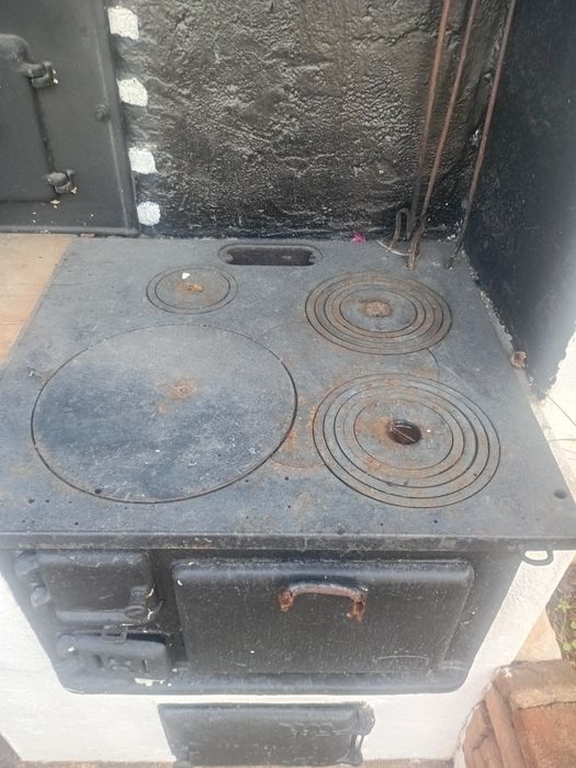 Fogao a lenha antigo