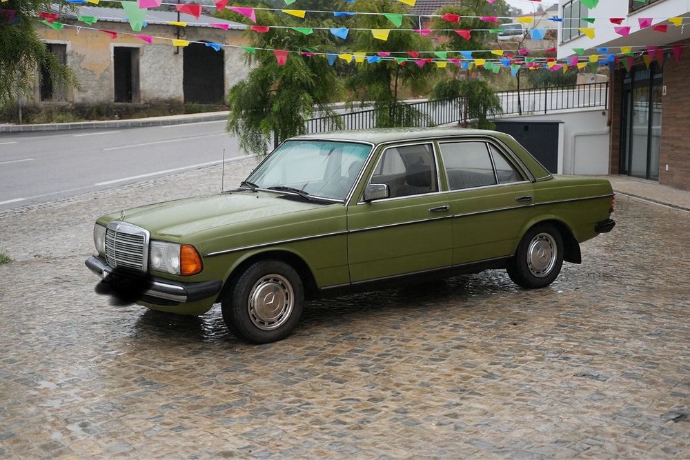 Mercedes 240d W123