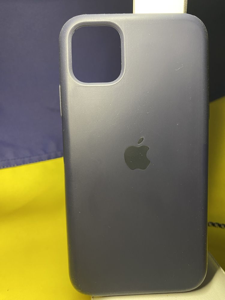 Чохол на iPhone 11