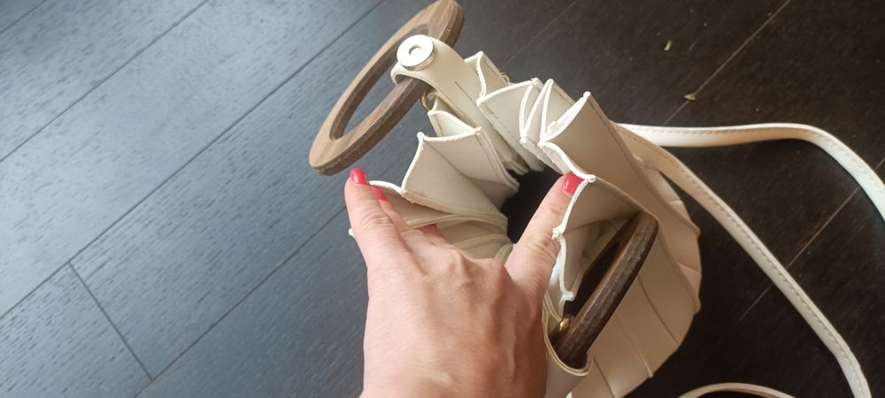 Продам  красивую оригинальную сумку,новую.