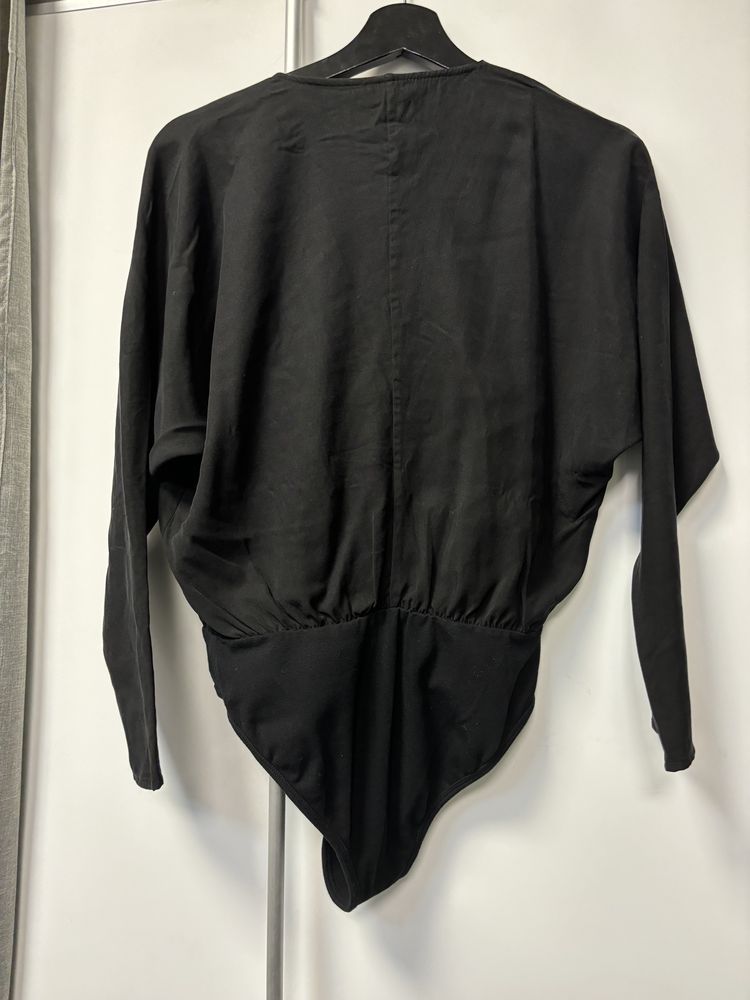 Nago czarne eleganckie body tencel