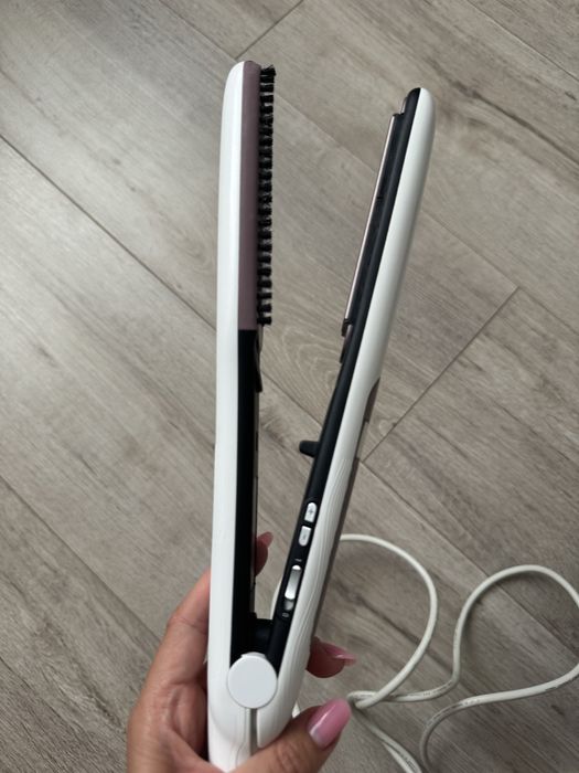 Вирівнювач для волосся ROWENTA