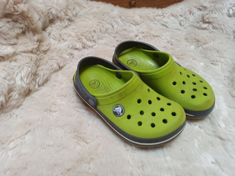 Sprzedam buty Crocs 10/11 stan dobry, rozm. 28