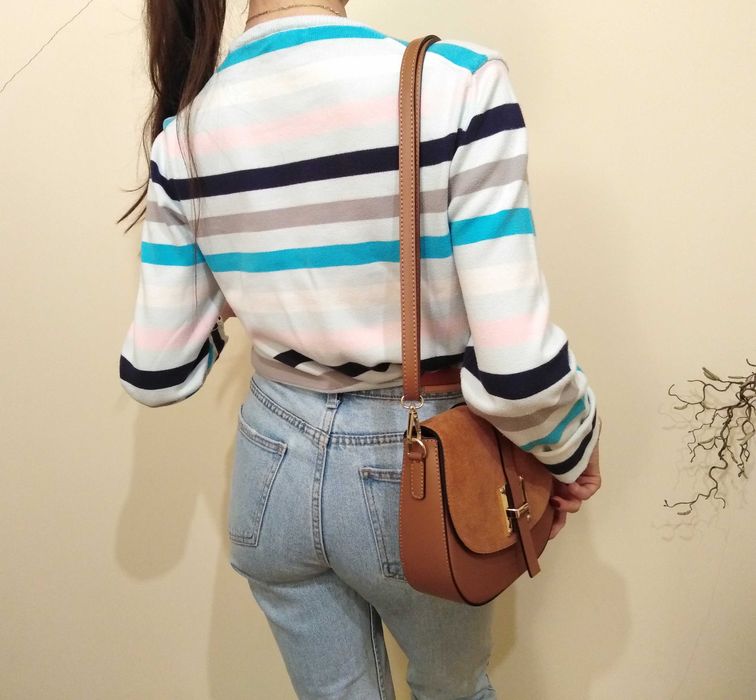 Oversize sweter w paski, Pastel striped sweater
