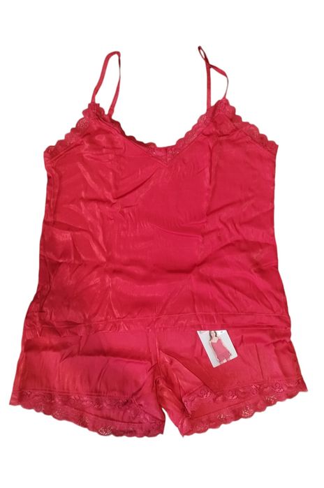 Sexy czerwona satynowa koronkowa nowa piżama M